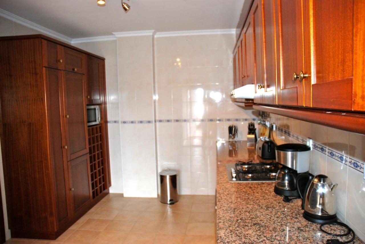 Ocean - Duplex Apartment 65M From The Beach With Pool And Parking Sao Martinho do Porto Bagian luar foto