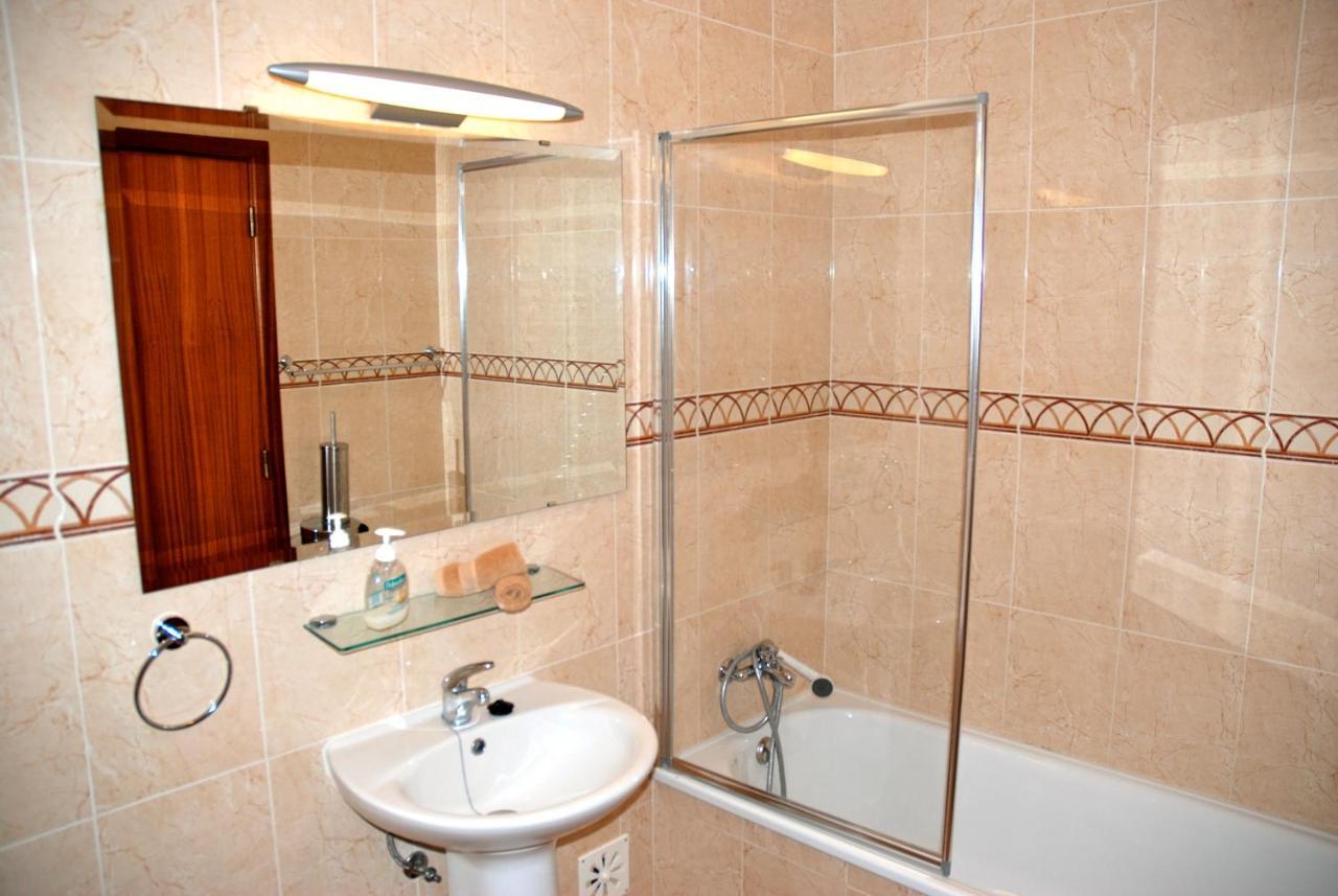 Ocean - Duplex Apartment 65M From The Beach With Pool And Parking Sao Martinho do Porto Bagian luar foto